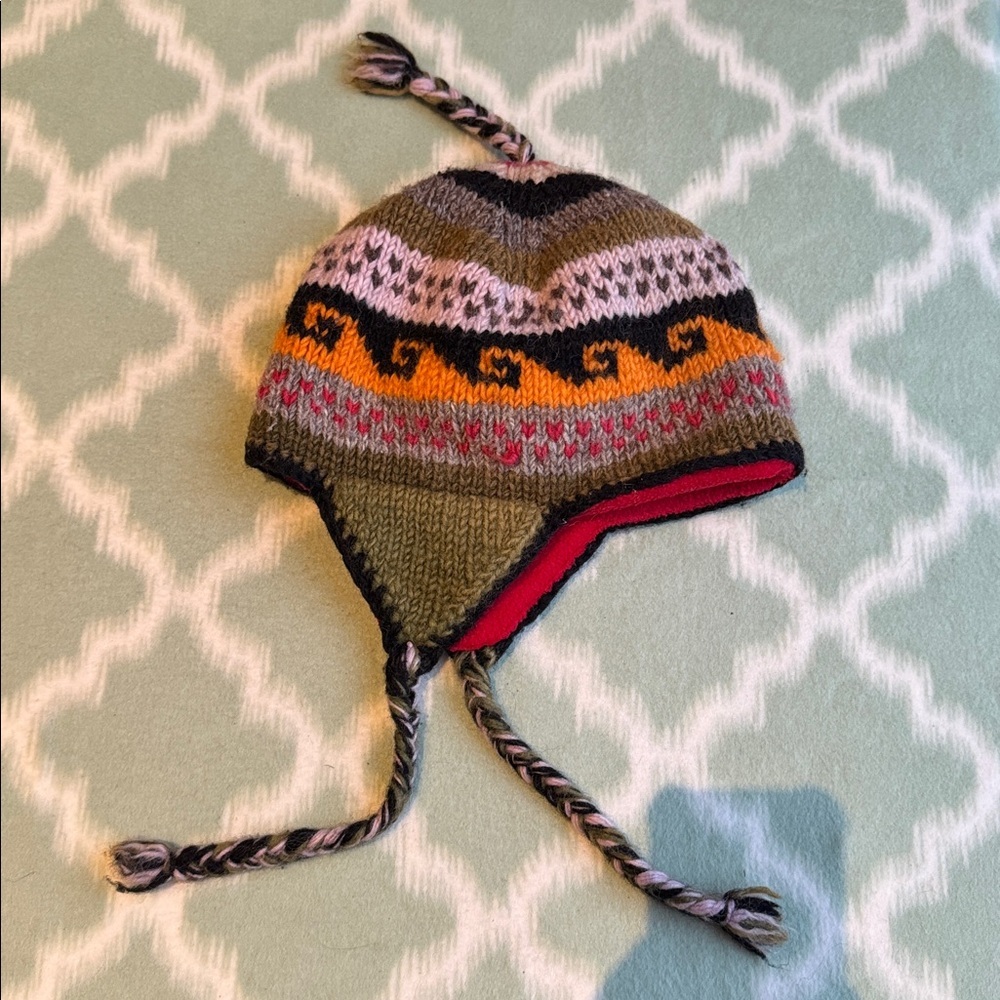 NWT Handknit in Nepal green orange 100% wool hat lined with fleece fabric